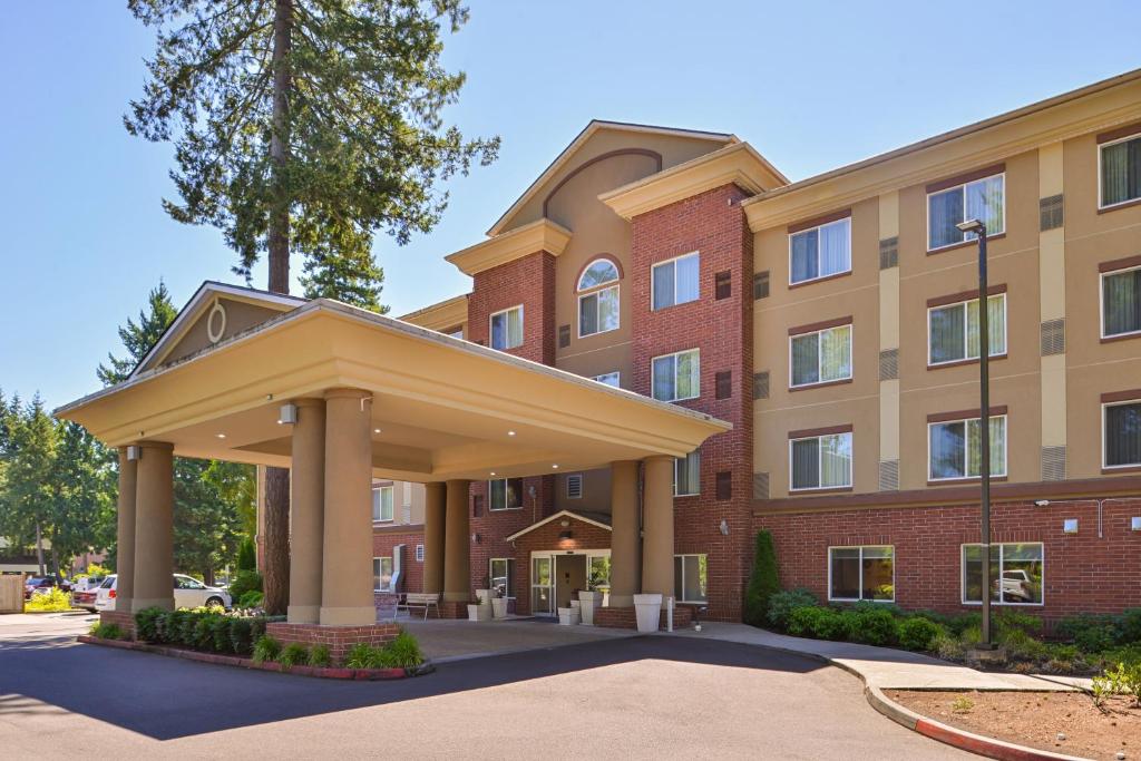 Holiday Inn Express Hotel & Suites Lacey an IHG Hotel Main image 1